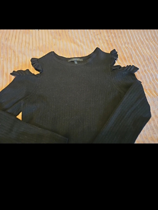 White House Black Market Sweaters - White House Black Market Black Ribbed Crewneck Sweater